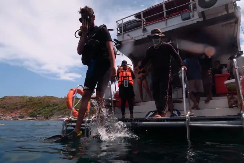 Bay 3 Diving Site in Racha Yai